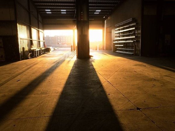 Location de box de stockage à Nantes : les meilleures options